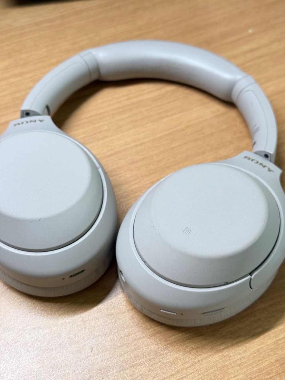 Sony XM4 headphones